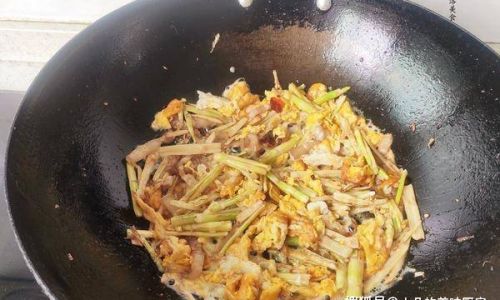 The Art of Cooking Wild Bamboo Shoots:How Long to Stir-Fry for Perfection