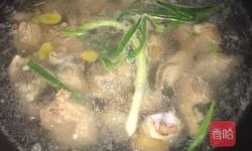 How to Make Duck and Bamboo Shoot Stew:A Culinary Delight
