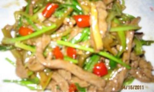 How to Make Spicy Wild Pepper Stir-Fried Beef Shreds