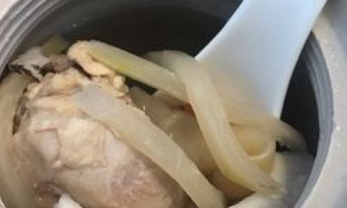 Enhancing the Flavors of Coconut Chicken Stew:A Culinary Exploration of Complementary Ingredients