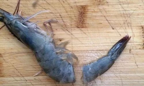 Mastering the Art of Deveining Shrimp:A Comprehensive Guide to Techniques and Tips
