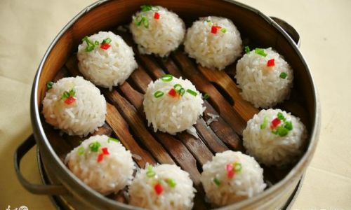 The Art of Steaming Chinese Tallow Tree Fruits:A Traditional Culinary Adventure