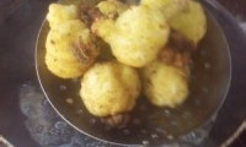 A Beginners Guide to Frying Tangyuan:Crispy,Sweet,and Utterly Delicious