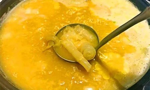 The Art of Crafting Nourishing Chicken Bone Broth:A Step-by-Step Guide