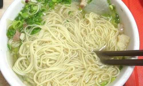 Mastering the Art of Making Xinjiang Hand-Pulled Noodles