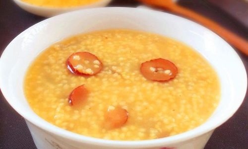 Mastering the Art of Making Millet Porridge with a Rich,Creamy Texture