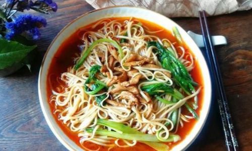 How to Make Delicious Pork and Bok Choy Noodles