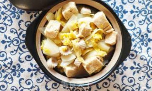 How to Make Stewed Bok Choy with Frozen Tofu