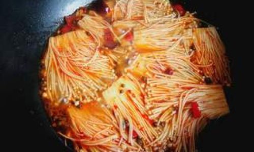 How to Make Spicy Enoki Mushrooms:A Step-by-Step Culinary Guide