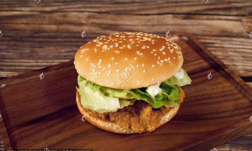 How to Make Spicy Chicken Leg Burgers at Home