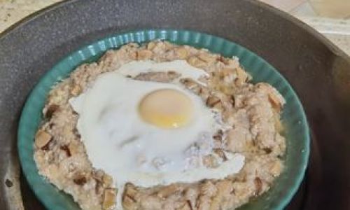 How to Make a Delicious Mushroom Steamed Pork Patty