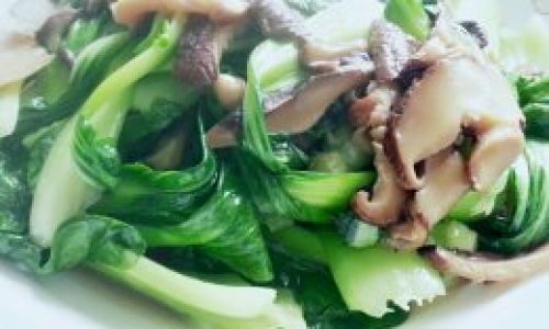 Mastering the Art of Stir-Frying Mushrooms and Greens:A Comprehensive Guide