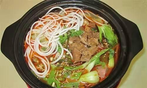 How to Make Delicious Fresh Clay Pot Rice Noodles