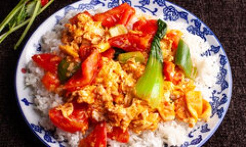 Mastering the Art of Making Tomato-Stir-Fried Sliced Noodles