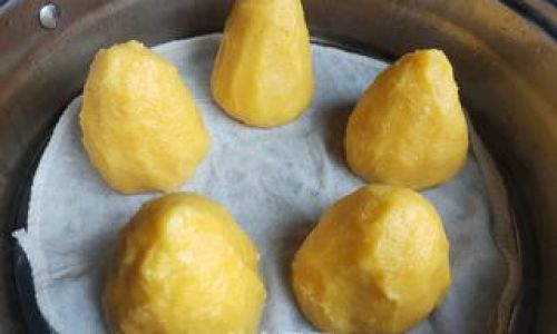 How to Make Steamed Cornmeal Buns Wo Wo Tou)A Step-by-Step Guide