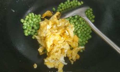 Mastering the Art of Making Peas Scrambled Eggs