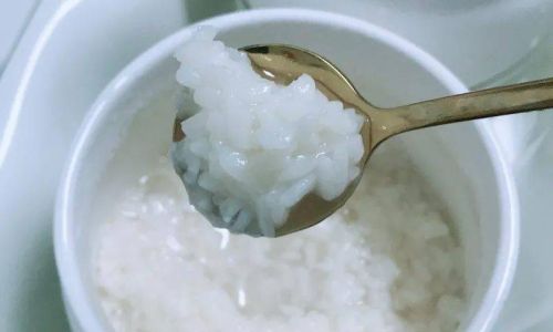 Mastering the Art of Making Sweet and Juicy Fermented Rice Jiuniang)