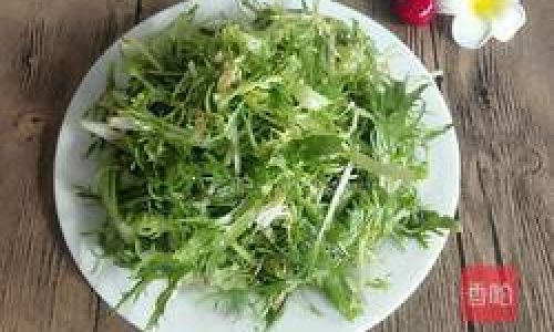 Mastering the Art of Making Sweet and Sour Bitter Chrysanthemum Greens