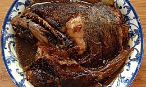 Mastering the Art of Making Garlic-Infused Disk Fish Head