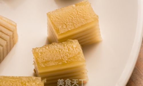 Mastering the Art of Making Coconut Layer Cake Coconut Milk Thousand-Layer Cake)