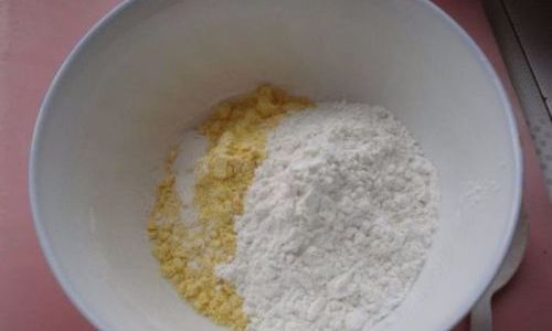Transforming Coconut Meat into Shredded Coconut Coconut Flour/Desiccated Coconut)