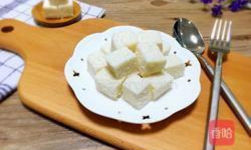 A Homemade Recipe for Coconut Milk Cubes:A Delightful Dessert Treat