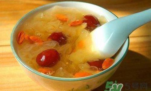 How Long Should You Cook Silver Ear Mushroom and Red Date Soup?