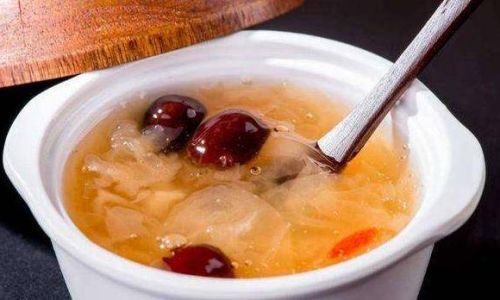 How Long Should You Cook Silver Ear Mushroom and Red Date Soup?