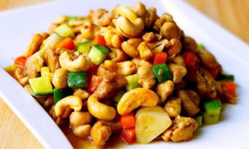 A Culinary Delight:The Art of Making Cashew Chicken Stir-Fry