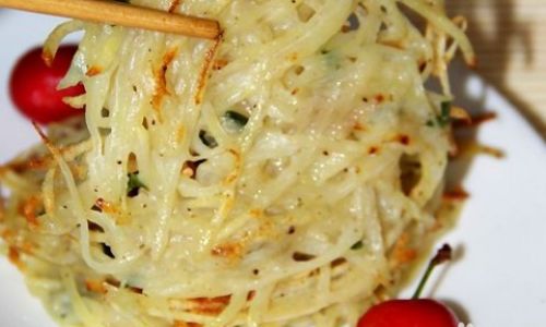 How to Make Delicious Yangyu Caca Potato Pancakes)
