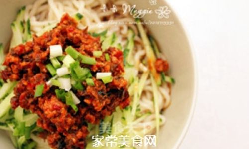 Mastering the Art of Homemade Meat Sauce for Noodles:A Comprehensive Guide