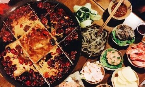 The Unmissable Trio:Three Essential Ingredients for a Perfect Hot Pot Experience