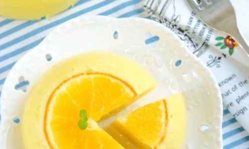 The Ultimate Guide to Baking a Moist and Flavorful Orange Cake:A Step-by-Step Recipe