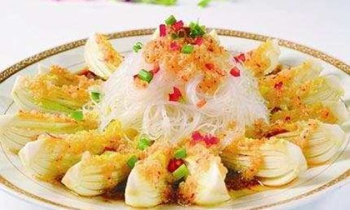 Mastering the Art of Making Garlic and Vermicelli Steamed Baby Bok Choy