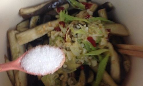 Mastering the Art of Making Garlic Eggplant:A Comprehensive Guide