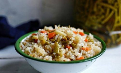 How to Make Sour Green Bean Sprout Fried Rice:A Culinary Delight