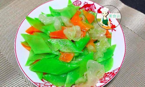 How to Make Vegetarian Stir-Fried Three Delicacies