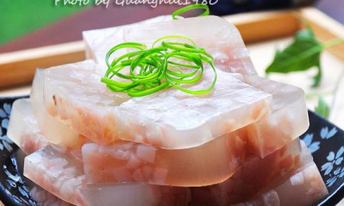 How to Make Crystal-Clear Pork Skin Jelly