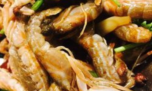 How to Make Raw and Crunchy Prawn Salad Gabeng Shrimp Salad)