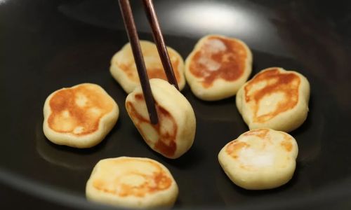 How to Make Delicious Yam Cakes:A Step-by-Step Guide