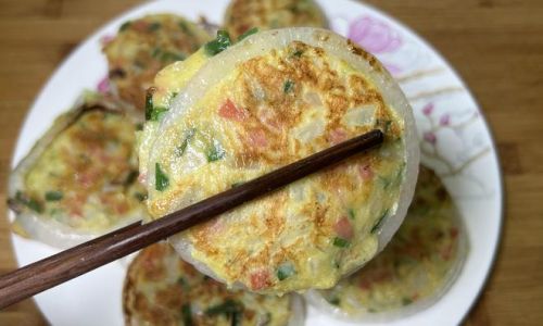 How to Make Onion Rings and Egg Pancakes:A Step-by-Step Culinary Guide