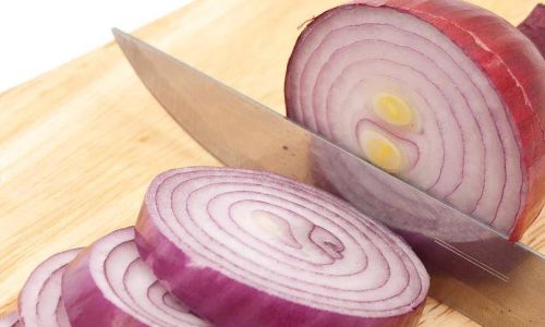 How to Preserve a Sliced Onion:Effective Tips and Techniques