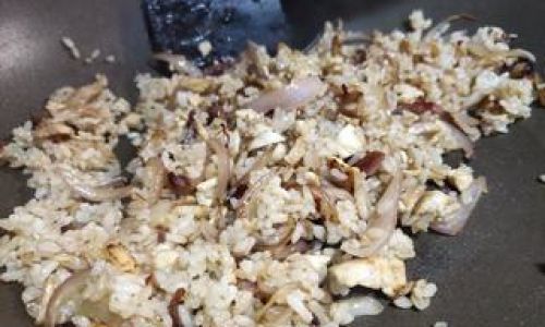 A Culinary Delight:Mastering the Art of Onion and Chili Sauce Fried Chicken