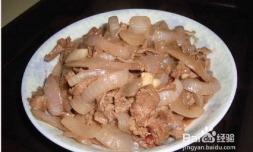 Mastering the Art of Cooking Delicious Beef with Onions