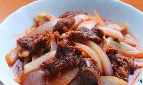 Mastering the Art of Cooking Delicious Beef with Onions