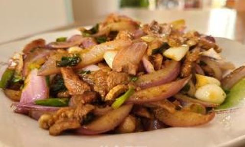How to Make Stir-Fried Lamb with Onions:A Culinary Delight
