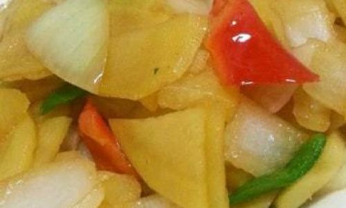 Mastering the Art of Making Onion-Fried Potato Slices:A Comprehensive Culinary Guide