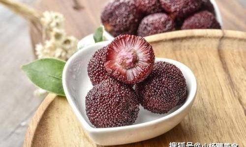 The Art of Preparing Waxberries:How Long to Soak Them in Saltwater