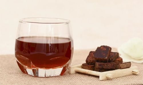The Impact of Adding Brown Sugar to Red Bayberry Wine
