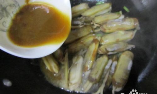 Mastering the Art of Cooking Razor Clams:Delicious Recipes and Expert Tips